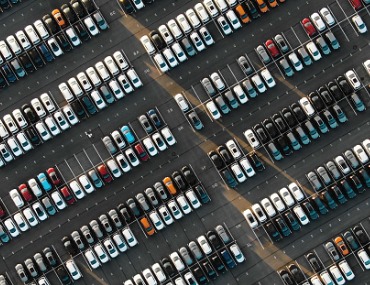 U.S. Automotive Outlook - Picture of cars parked in a parking lot